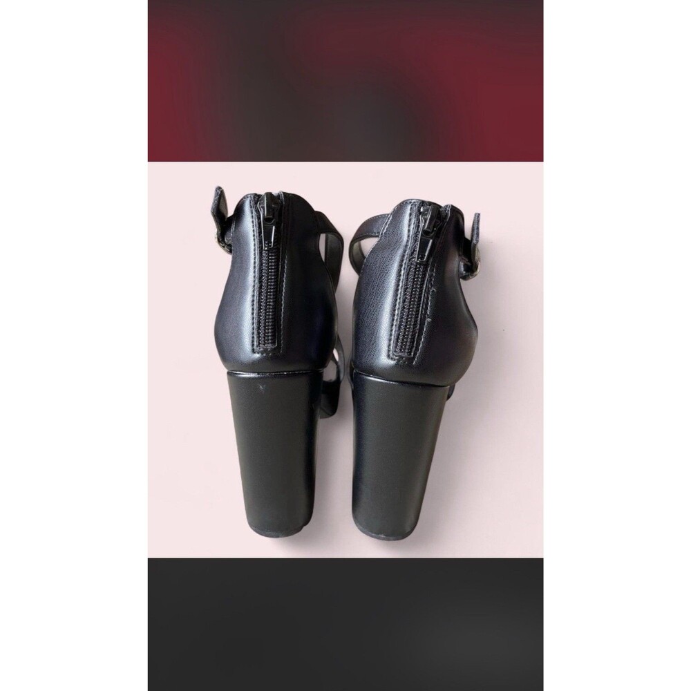 REPORT STYLE SAUCY Sexy Black strappy 4.5 INCH block heel sandals SIZE 8 - Picture 5 of 8
